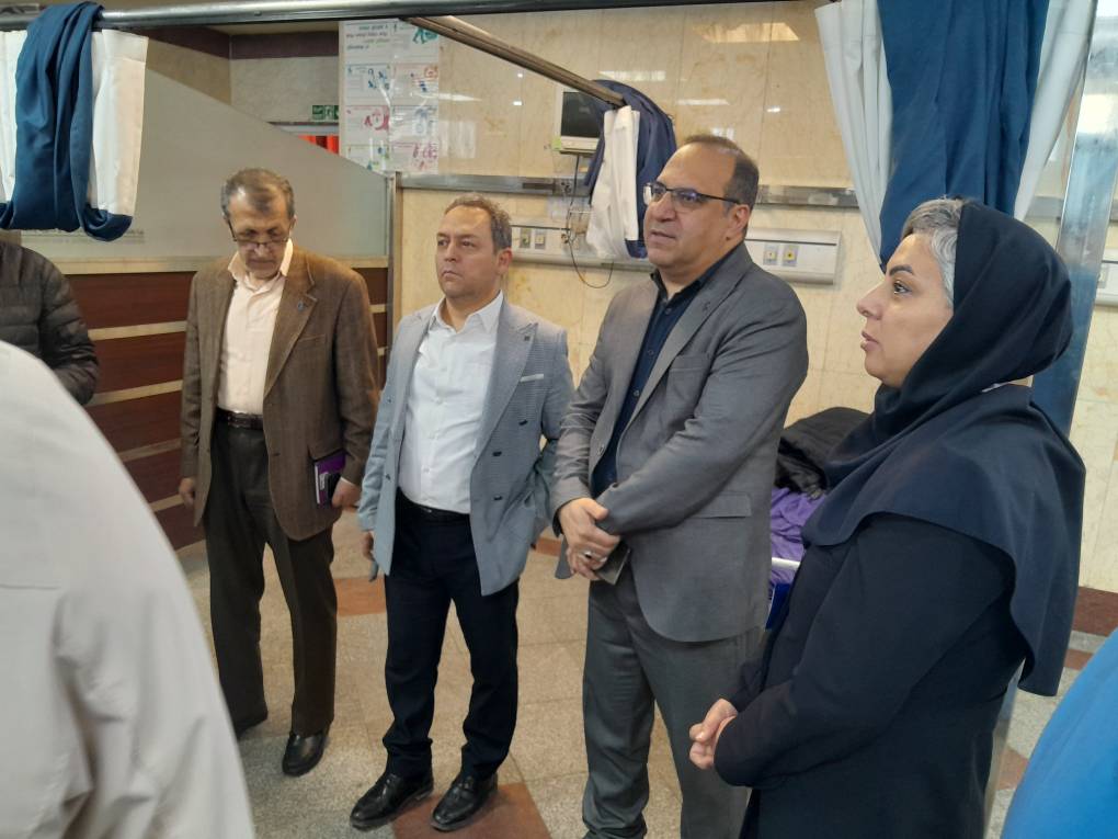 بازدید و دیدار نوروزی دکتر نادر توکلی رئیس دانشگاه ایران از بیمارستان شهدای هفتم تیر